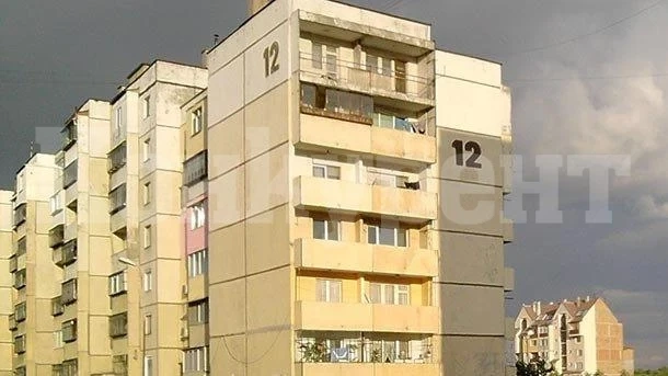 Софиянци се юрнаха да разпродават панелките!
