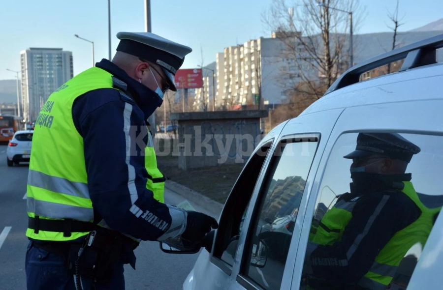 Полицаи съставиха 36 акта и 44 фиша за денонощие