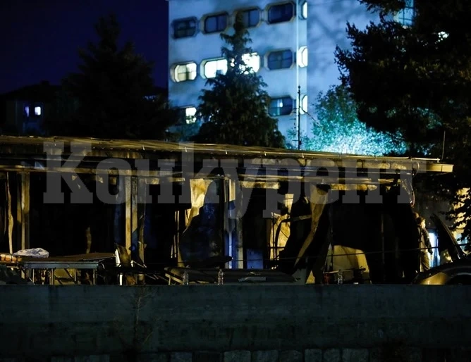 Най-малко 10 загинали при пожар в модулна COVID болница в Северна Македония