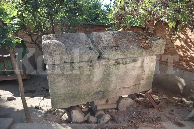 Удар на полицията във Видин! Намериха нерегистрирани културно-исторически ценности в двор на къща в село Арчар СНИМКА