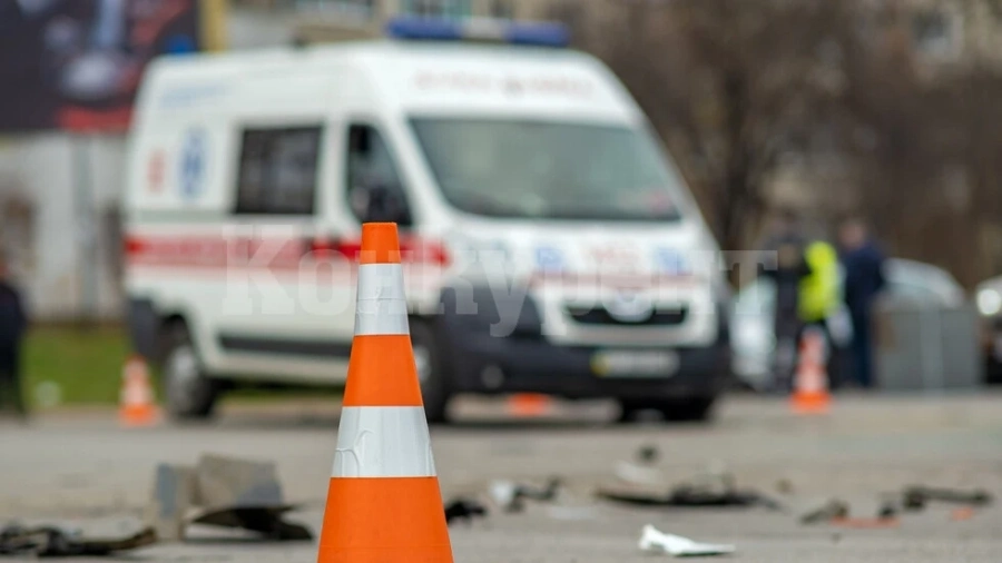 Кръв на пътя! Трима пострадаха при катастрофа край Берковица