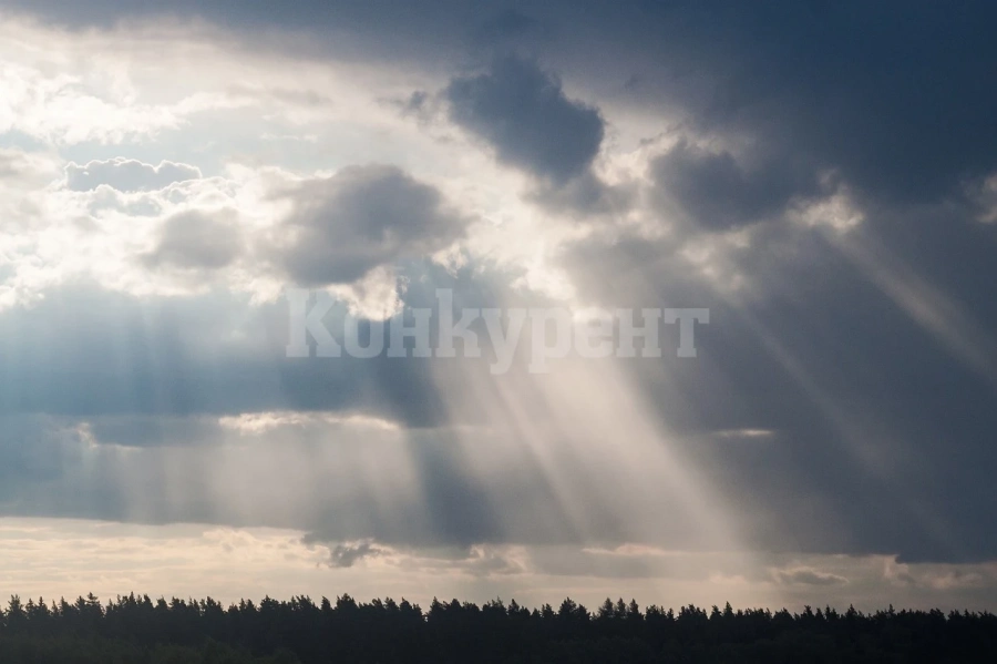 Облачно, но по-топло ще е времето днес