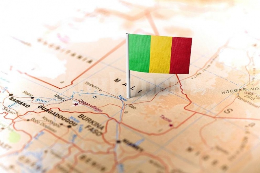 Екстремисти убиха френски войник в Мали при сражение