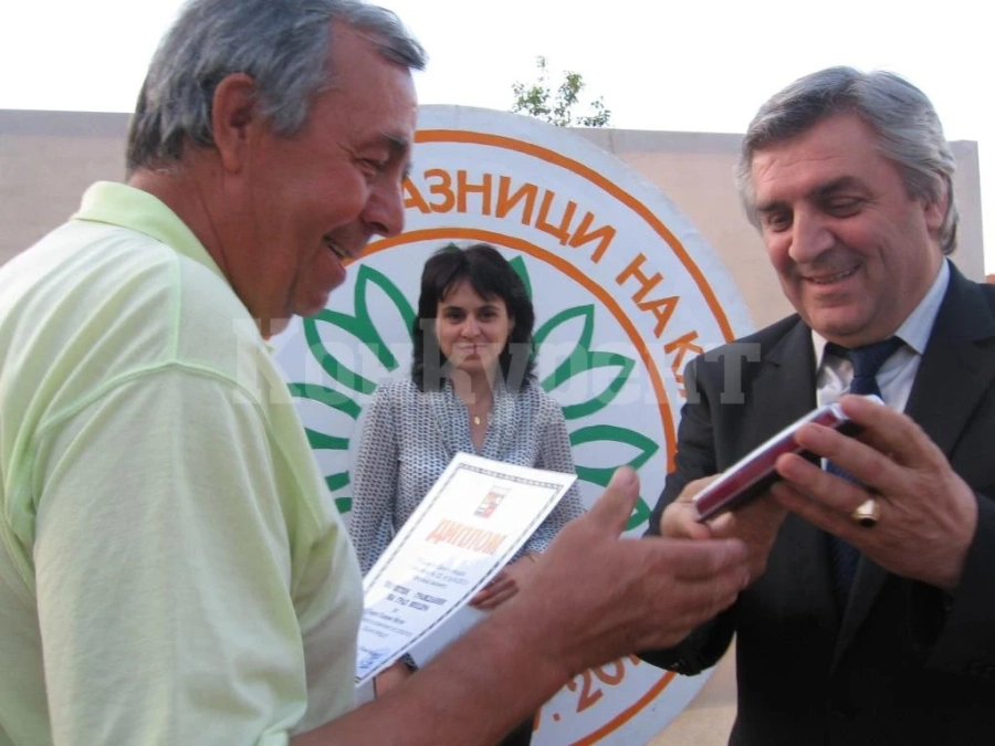 Почетният гражданин на община Мездра Георги Митев навърши 75 години