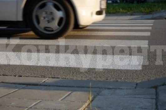 Шофьор блъсна баба на улица във Враца