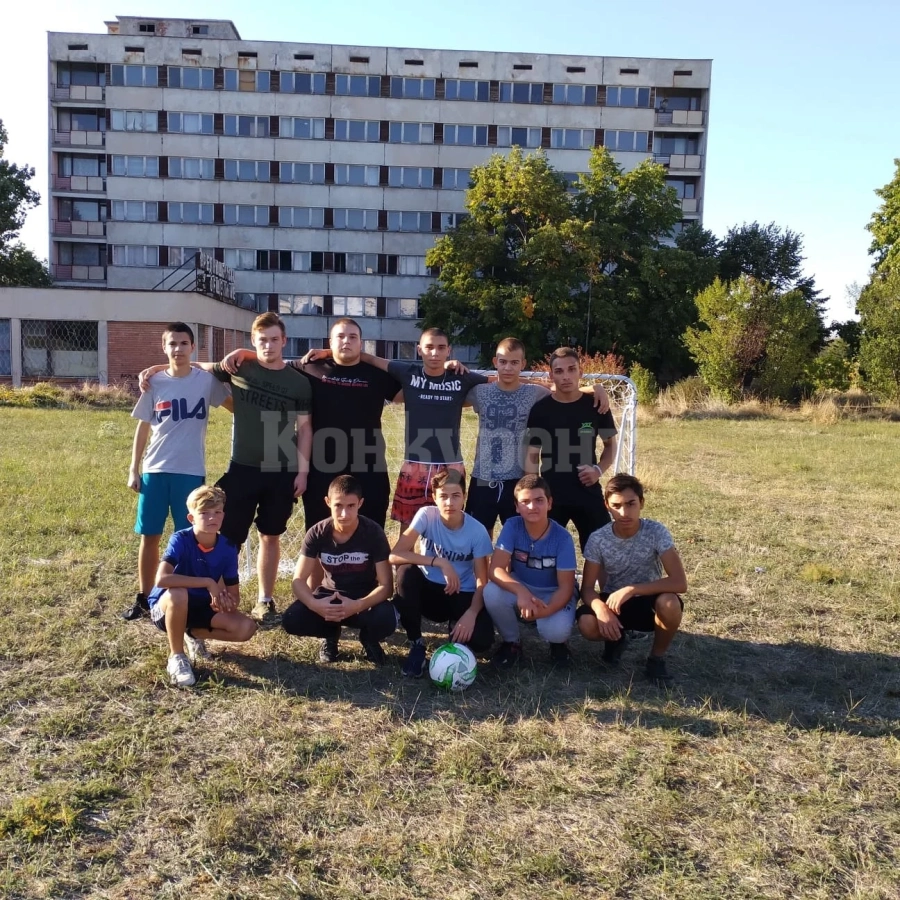 Футболната команда на СО вдига оборотите, стяга се за турнир