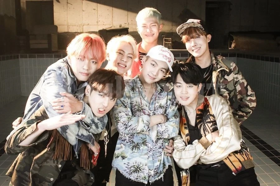 Корейската сензация BTS идва в България