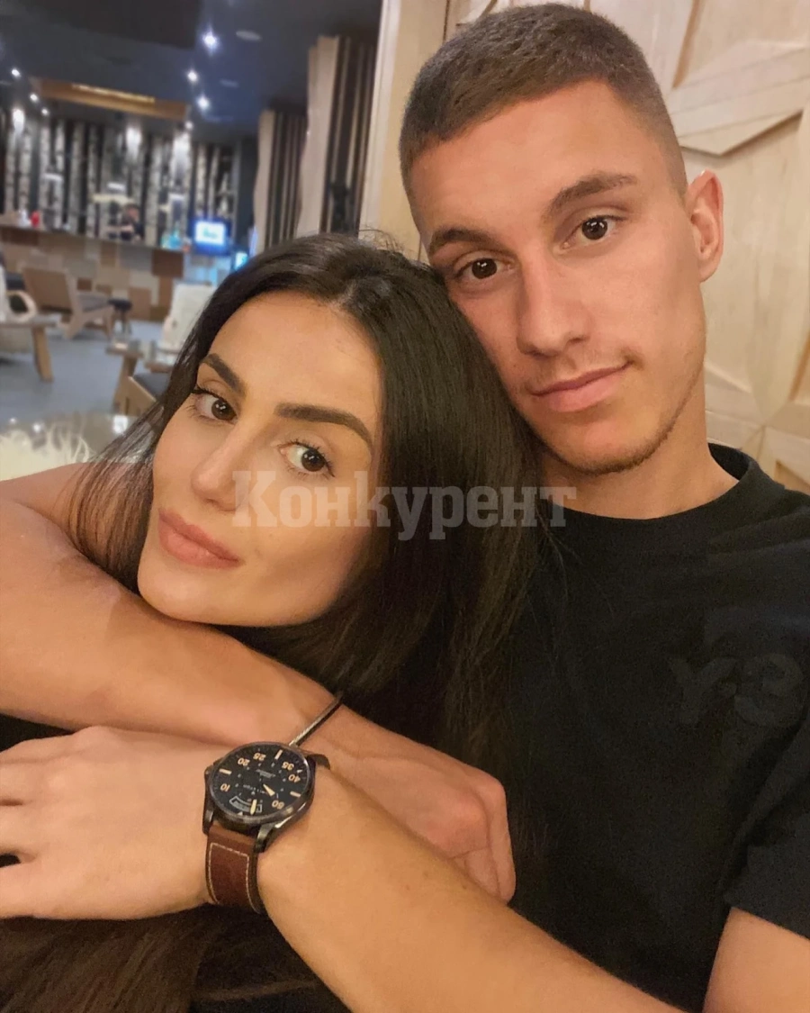 Анди Краев официализира връзката си с дъщерята на Сашо Ангелов