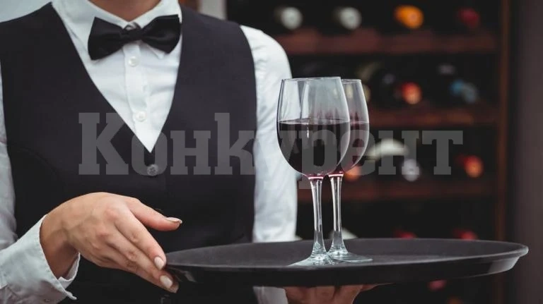 Заведенията ще работят без ограничения за клиенти с COVID сертификат