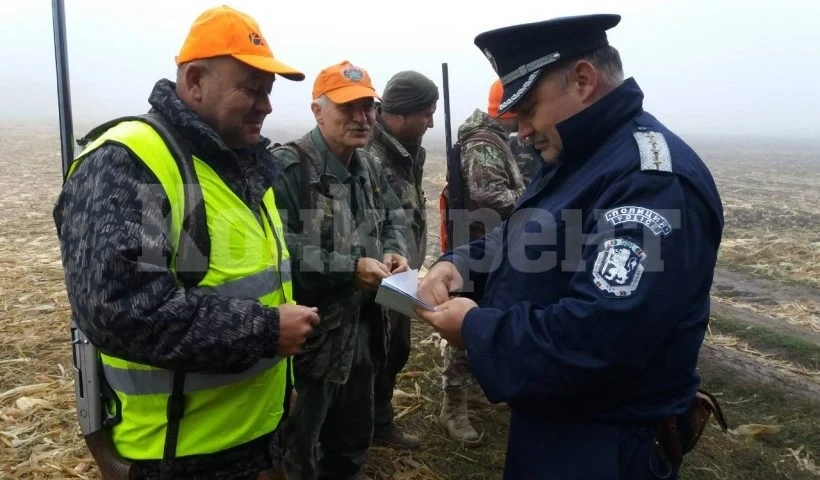 215 ловци в 13 дружинки провери полицията в Монтанско