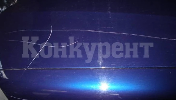 Пенсионерка надрала 6 коли във Велико Търново, пречели и пред входа