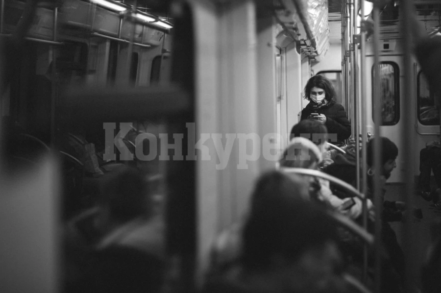 Мъж напръска с лютив спрей пътници в автобус в Германия след спор за носенето на маска