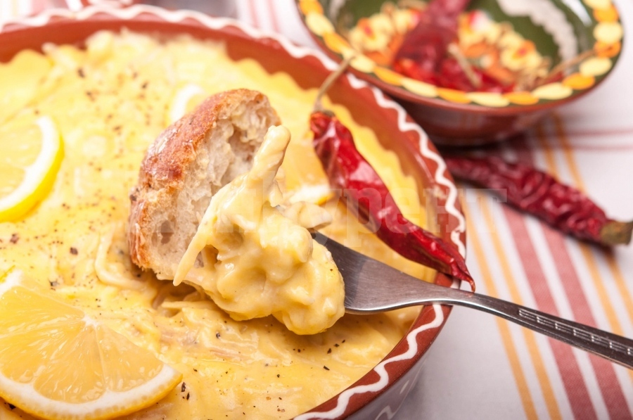 Така се приготвя най-вкусното пиле фрикасе