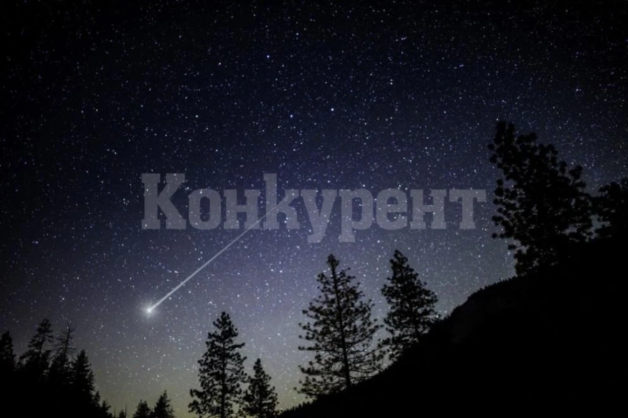 Метеорит падна в леглото на канадка, докато спи