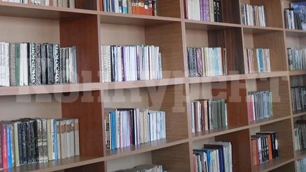 Кампания приканва ученици да дарят книги на училищните библиотеки
