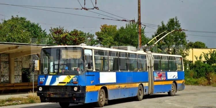 Бракуват старите врачански тролеи