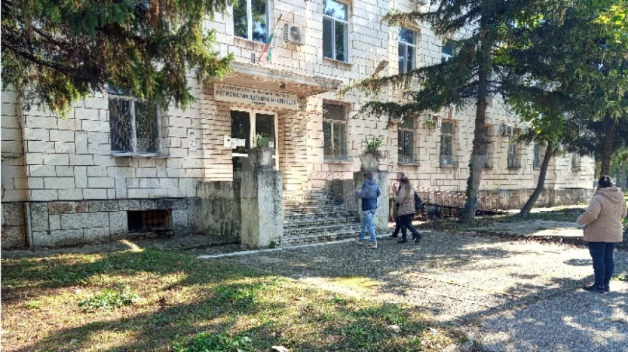 Опашка пред РЗИ-Видин заради зеления сертификат