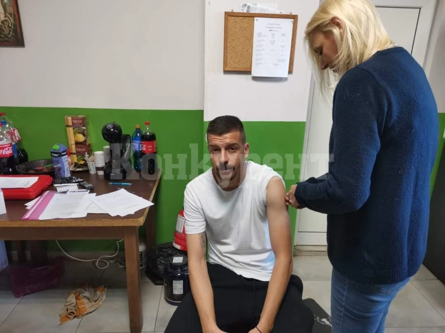 Боцнаха 558 за ден срещу ковид във Врачанско, ваксинираха наред в Ботев