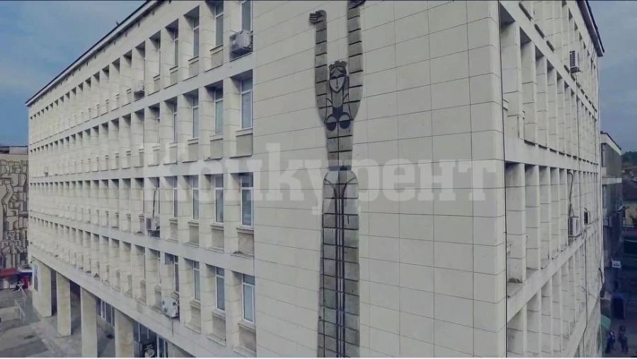 Ето как се прави! В Мездра затегнаха мерките срещу коронавирус