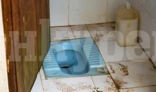 От зор! Наказват дисциплинарно пожарникар, отворил запечатана секция заради тоалетната
