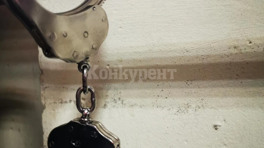 Решетки за младежа със 17-дневен шофьорски стаж, който уби приятел