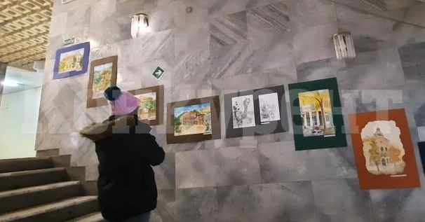 Изложба в библиотеката: Враца и околността през очите на млади художници