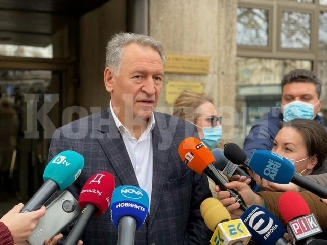 Отменя се изискването за писмено информирано съгласие за ваксиниране срещу COVID-19