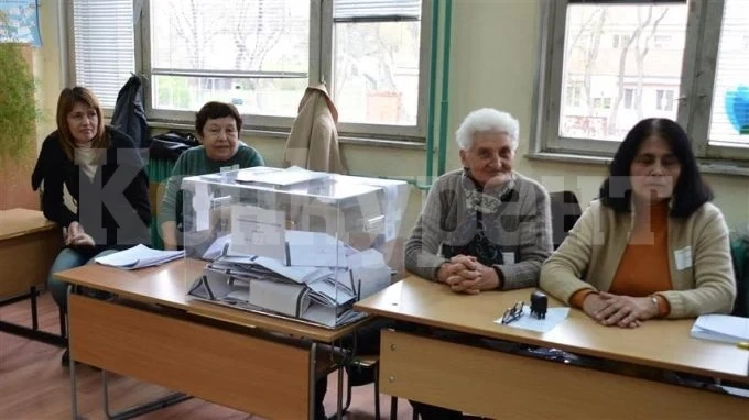 Трима от СИК в Мизия са с COVID-19
