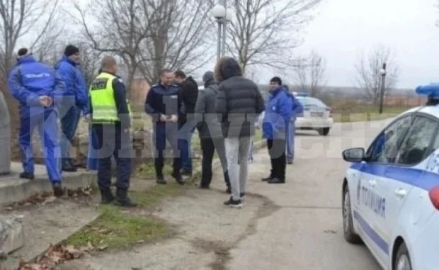  Ужасяващо! Откриха разлагащ се труп на мъж край Стадиона във Враца