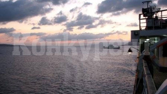 Ферибот се преобърна, най-малко 6 души са загинали, издирват изчезнали