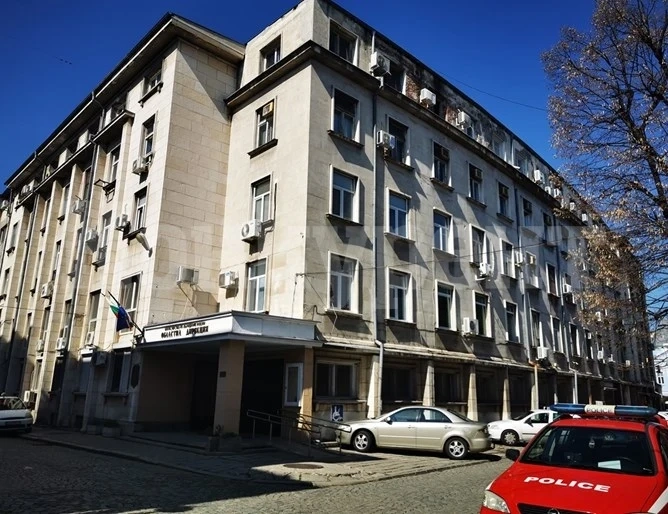 Турчин сключи фиктивен брак с пловдивчанка, за да остане у нас, дал й 3000 евро