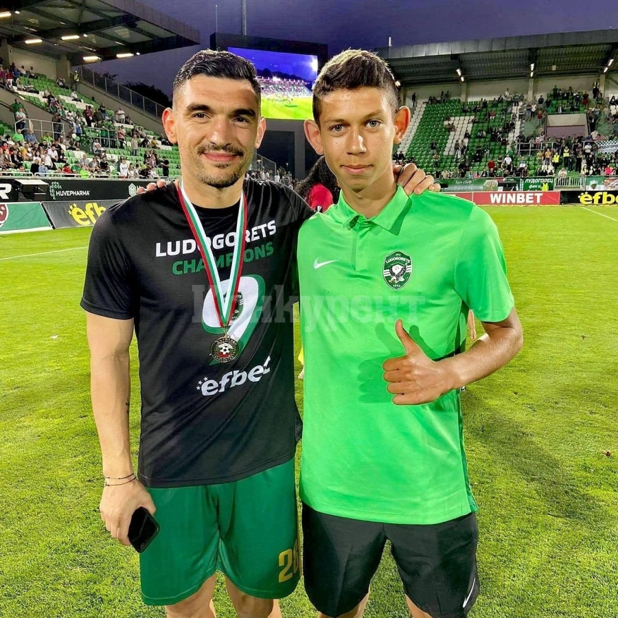 Манушев с гол, Нешков с греда при победите на U15 и U17 на Лудогорец
