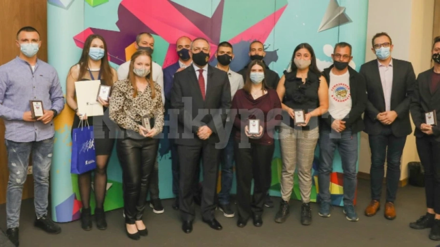 Наградиха деца от Вършец за доброволчество