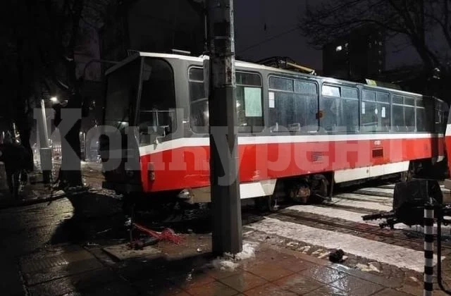 Трамвай дерайлира в столицата