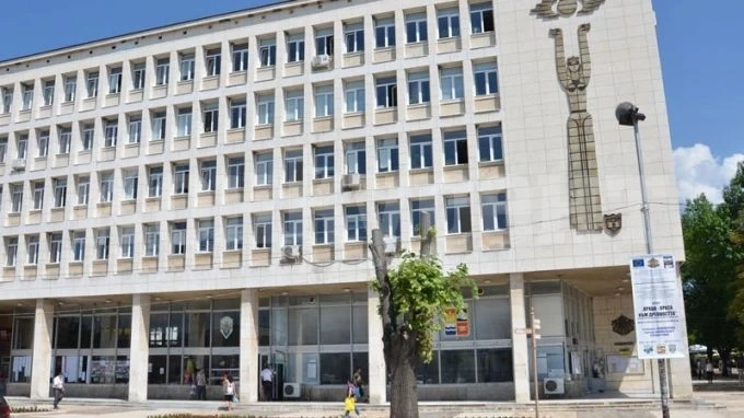 64 семейства с финансова помощ за раждане от Община Мездра