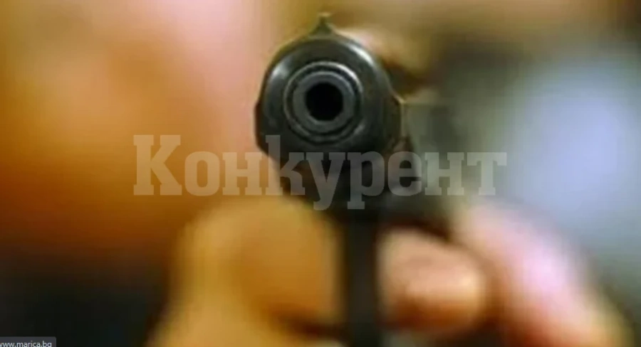 Бизмесмен заплаши с пистолет служители на фирма, крещи „Ще ви избия всичките!“