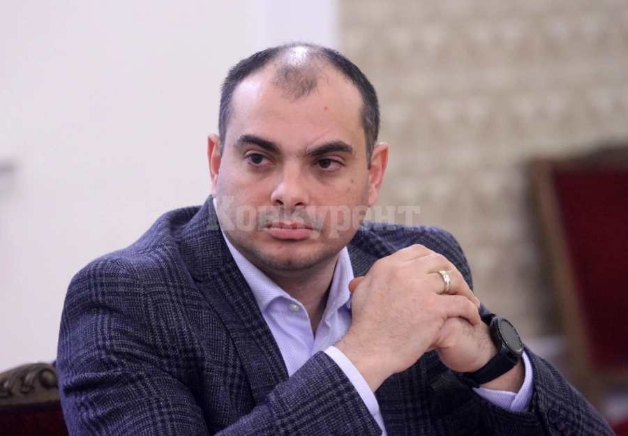 Филип Попов стана зам.-председател на парламентарната група на БСП