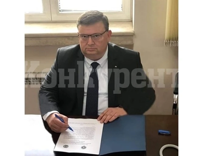 КПКОНПИ установи конфликт на интереси за лица, заемащи висши публични длъжности