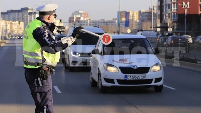 Удариха с 20 акта и 28 фиша нередовни шофьори във Видинско