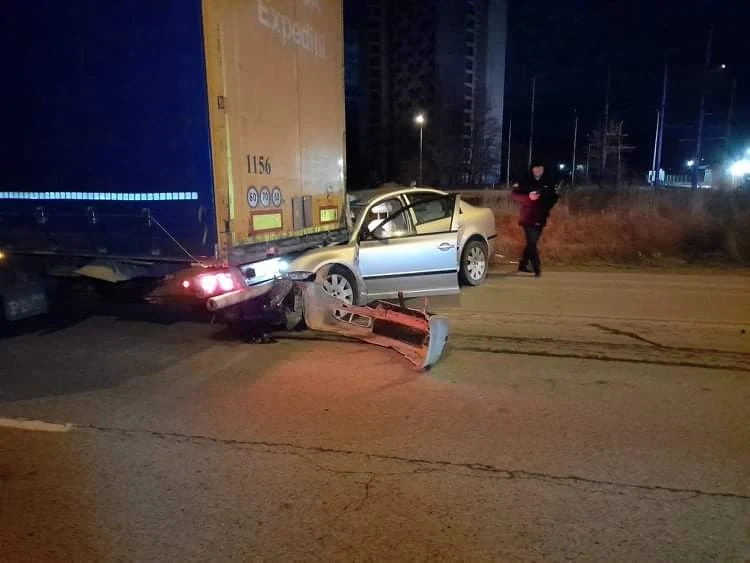 Тежка катастрофа блокира трафика край Враца, има ранени СНИМКИ