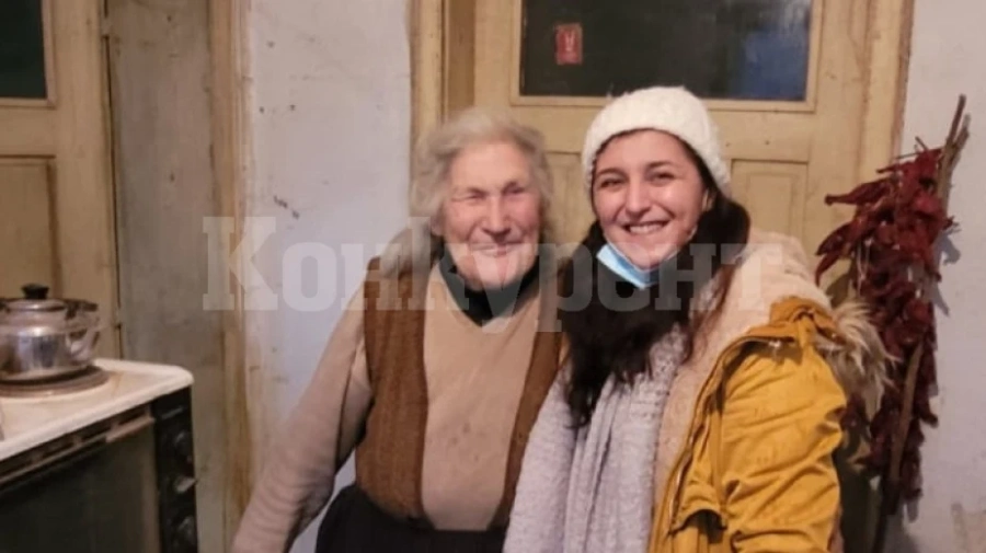 Доброволци от „Северозапазване“ раздадоха пакети за Коледа на възрастни в селата