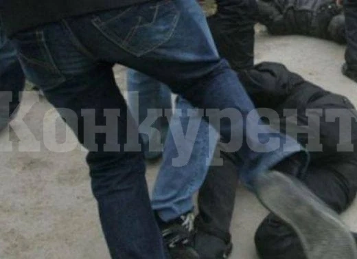 Див екшън! Двама врачани нападнаха и пребиха мъж от Берковица, арестувани са