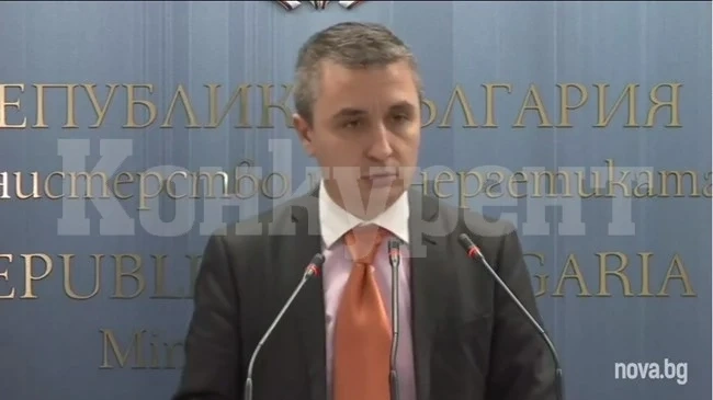 НА ЖИВО: Министърът на енергетиката с брифинг за компенсациите за тока