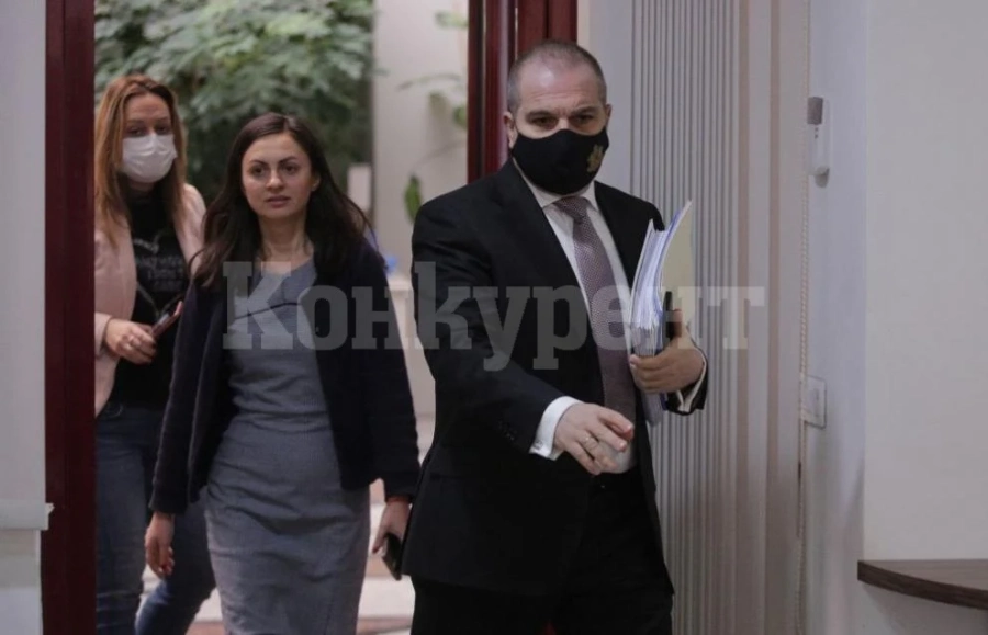Уволниха дисциплинарно служителя на БГТОЛ, обиждал преминаващ през Дунав мост чужденец