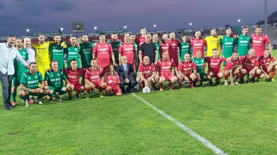 Ботев /Враца/ изпраща незабравима година