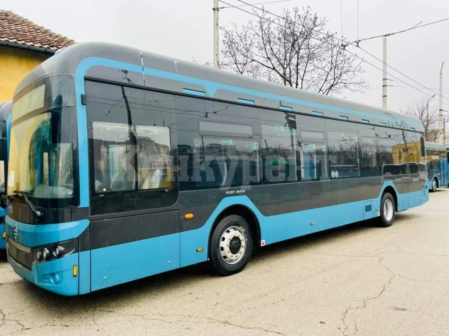 Първите електробуси вече са във Враца СНИМКИ