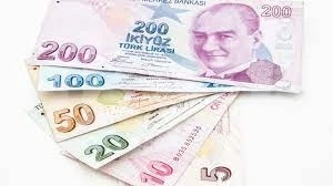 Турската лира пак тръгна надолу, поевтинява с над...