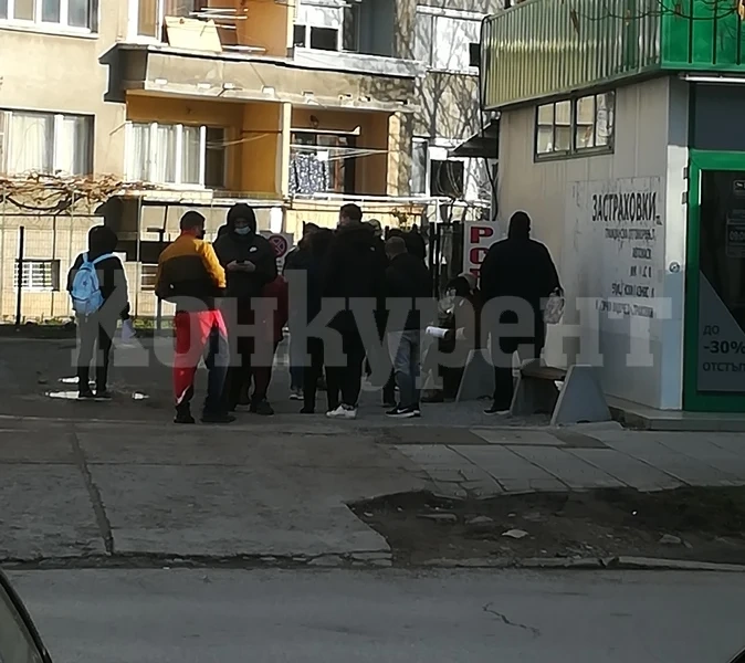 Опашки за PCR-тестове се извиха в Монтана