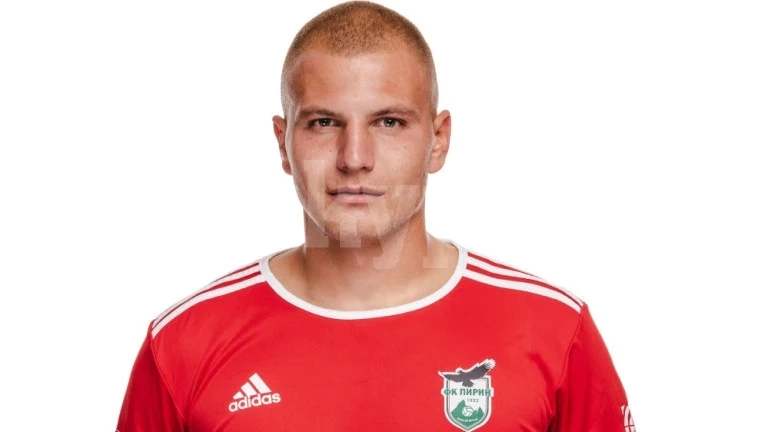 22-годишен вратар се завърна на \