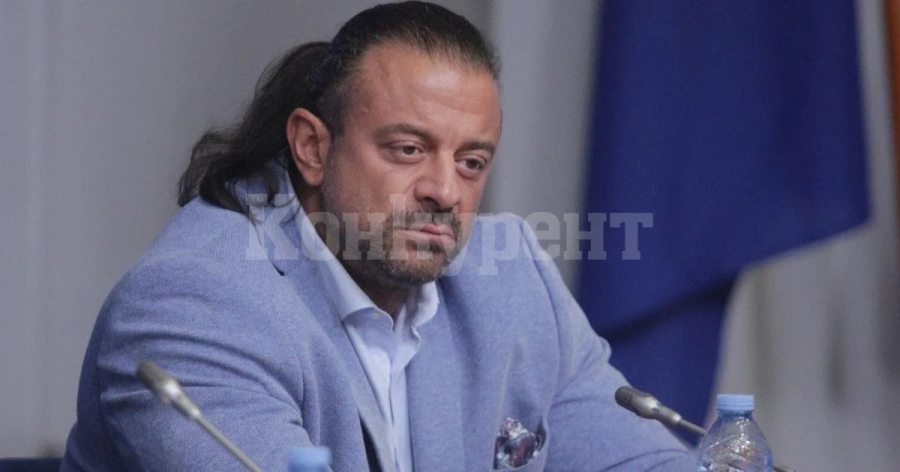 Алибегов: Много ресторантьори спряха да проверяват за зелен сертификат